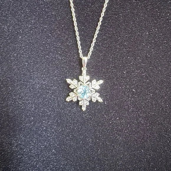 Snowflake Pendant 18" Necklace Simulated Blue & White Topaz 925 Sterling Silver - Picture 2 of 9